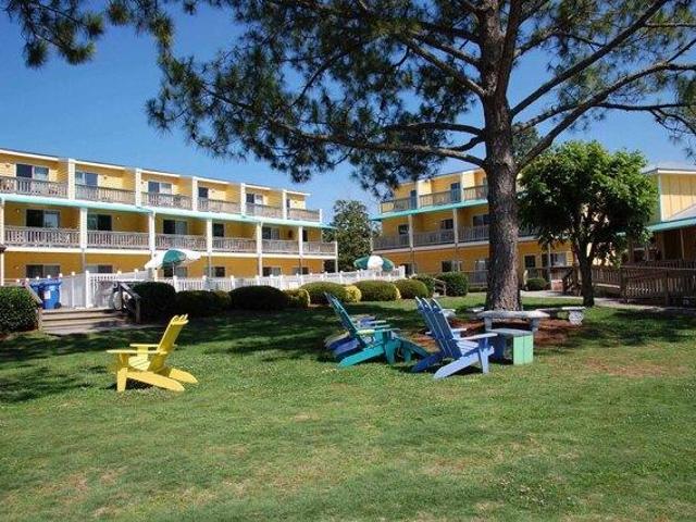 Condo for sale in Oriental