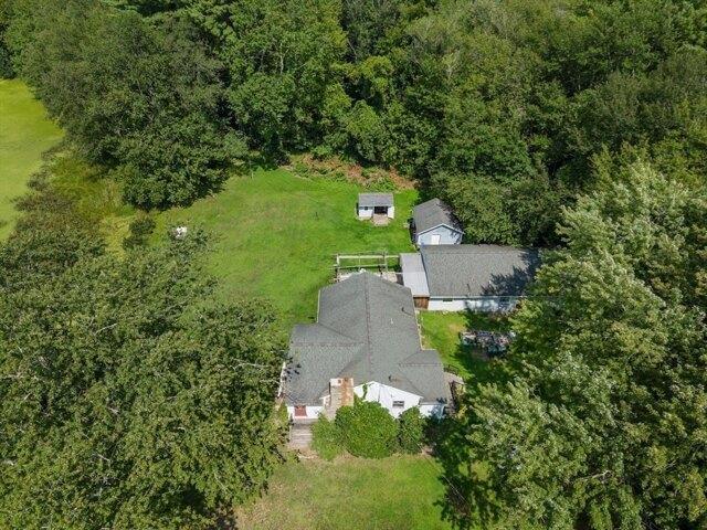 House for sale in North Oxford, Massachusetts