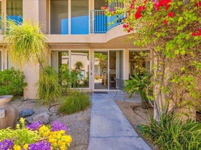 Condo for sale in Palm Springs, California