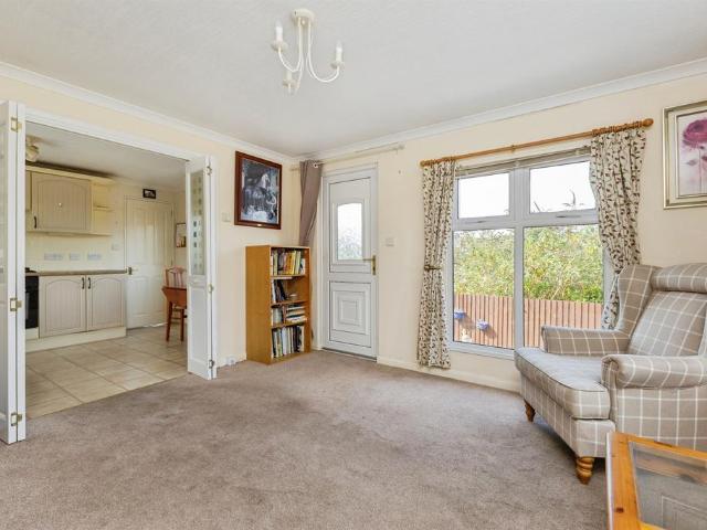 Park Home for sale in Three Beaches, Livermead