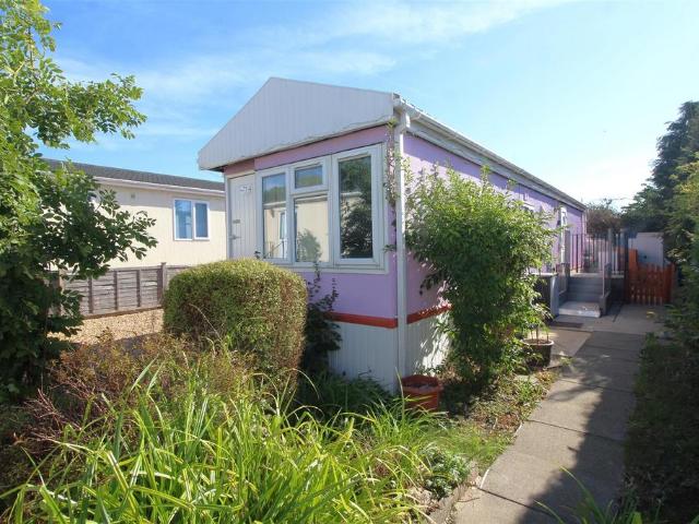 Park Home for sale in Parnwell, Peterborough