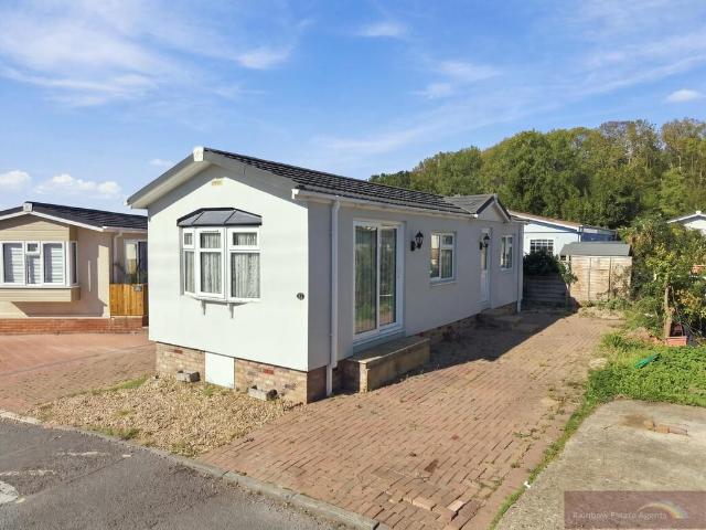 Park Home for sale in Breach Barns, Epping Forest
