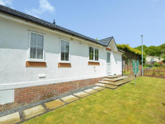 Park Home for sale in Five Acres, Isle Of Man