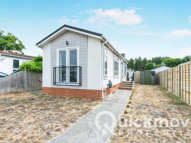 Park Home for sale in Ferndown, East Dorset
