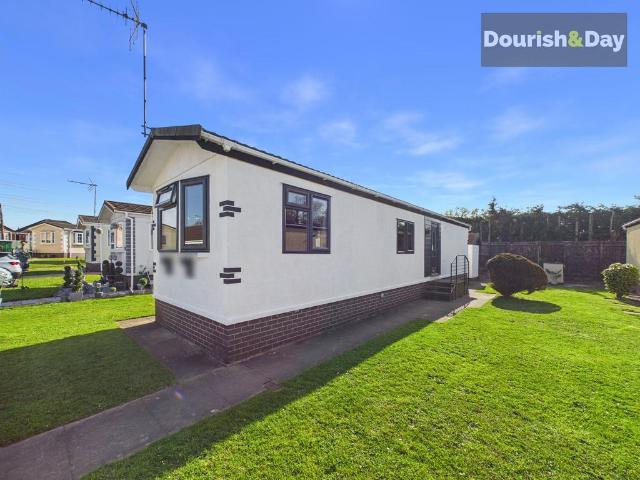 Park Home for sale in Great Chatwell, Staffordshire