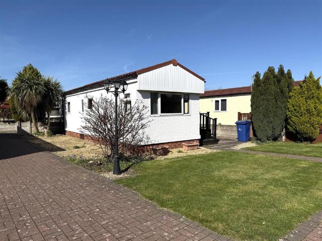 Park Home for sale in Rugeley, Cannock Chase