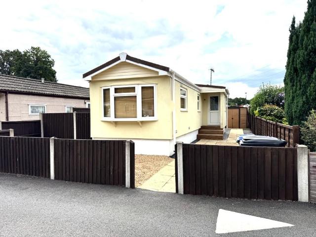 Park Home for sale in Woking, Surrey