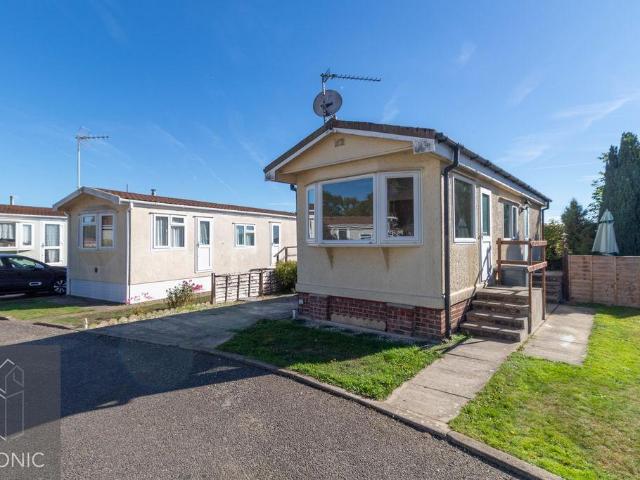 Park Home for sale in Newton St Faith, Broadland