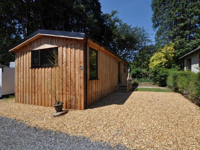 Park Home for sale in Laugharne, Wales