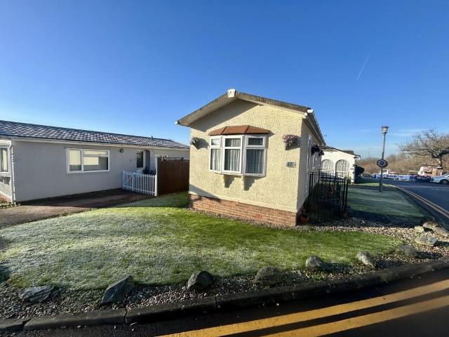 Park Home for sale in Epping, Essex