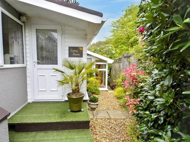Park Home for sale in Ponsanooth, Cornwall