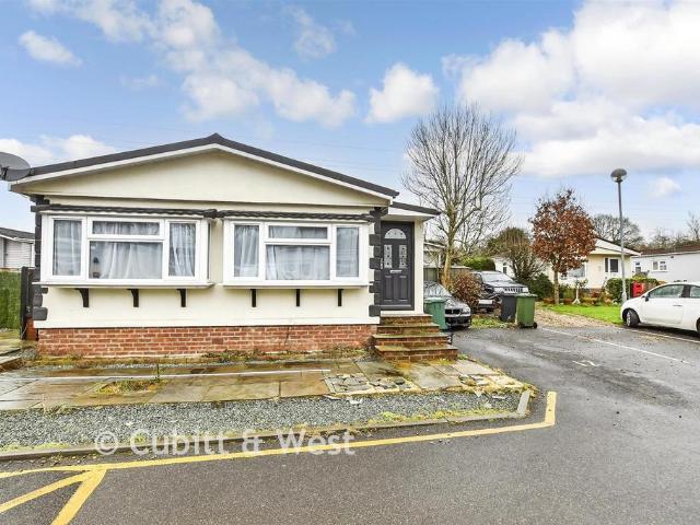 Park Home for sale in Red Hill, Surrey