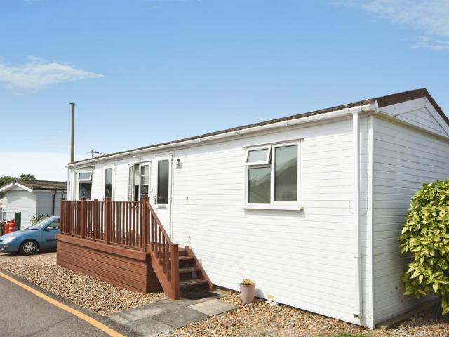 Park Home for sale in Langdon Hills, Essex