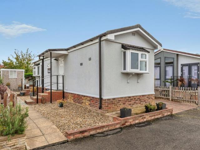 Park Home for sale in Allington, South Kesteven