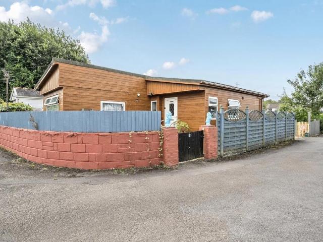 Park Home for sale in Fforest-fach, Swansea