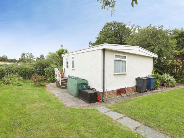 Park Home for sale in Hurlston Green, Roby Mill