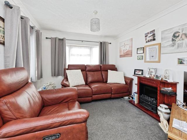 Park Home for sale in Broad Oak, The Bridge