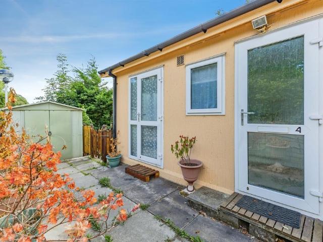 Park Home for sale in Livermead