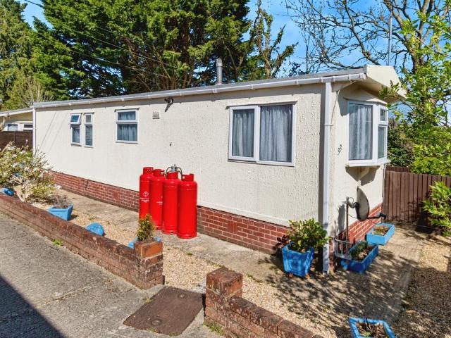 Park Home for sale in Crowdhill, Helford
