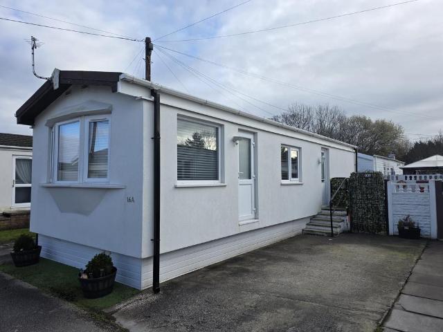 Park Home for sale in Halewood Green, Halewood