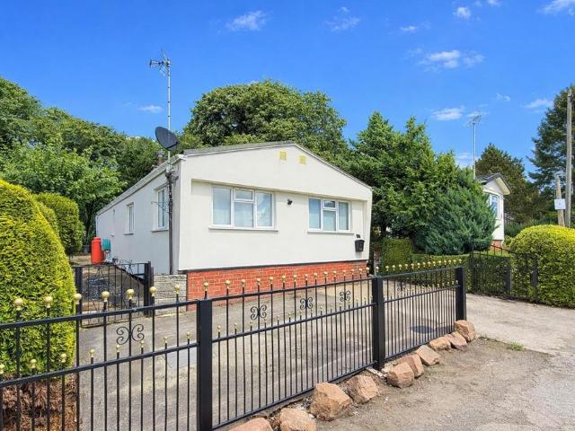 Park Home for sale in Huyton, Knowsley