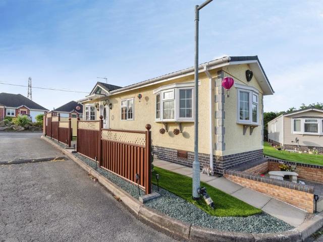 Park Home for sale in Standeford, South Staffordshire