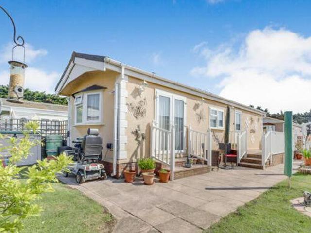 House for sale in Canvey Island