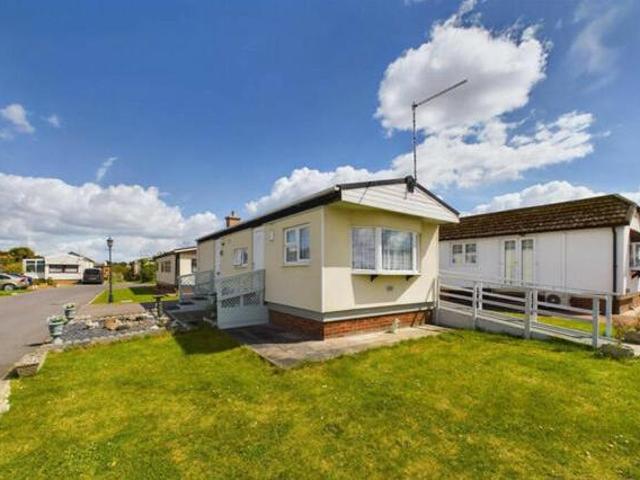House for sale in Canvey Island