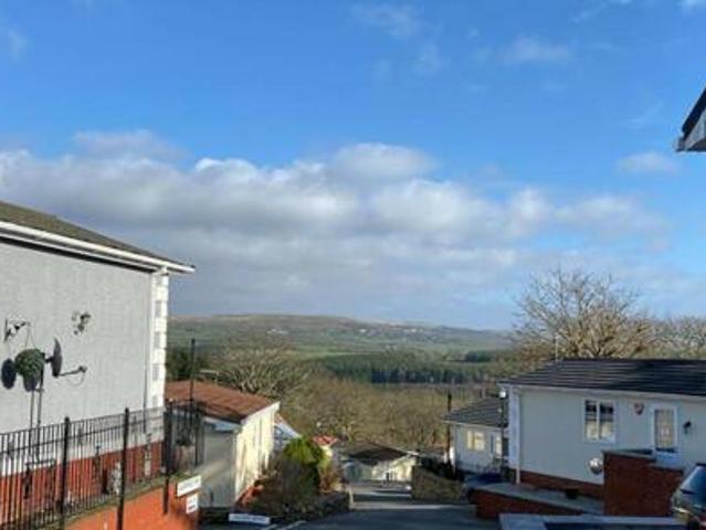House for sale in Follaton, Strode