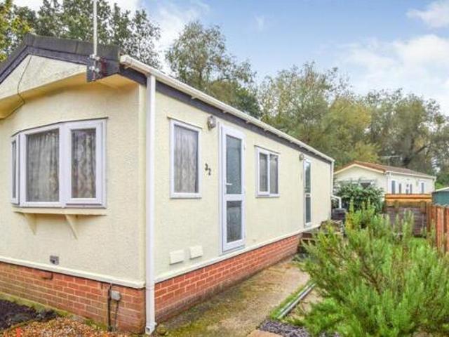House for sale in Farnborough, Rushmoor