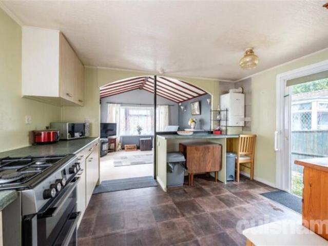 Park Home for sale in Bromsgrove, Worcestershire