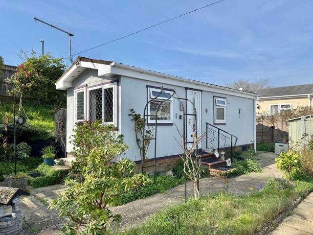 Park Home for sale in Bournemouth