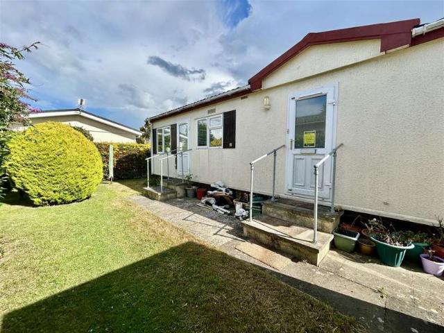 Park Home for sale in Birchington, Acol