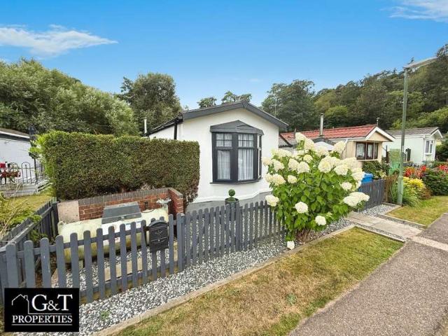 Park Home for sale in Great Chatwell, Staffordshire