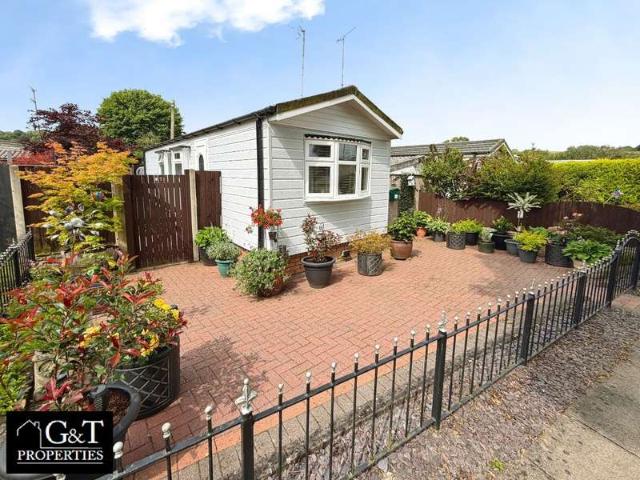 Park Home for sale in Wall Heath, South Staffordshire