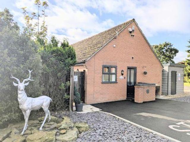 Park Home for rent in Barmby Moor, East Riding Of Yorkshire