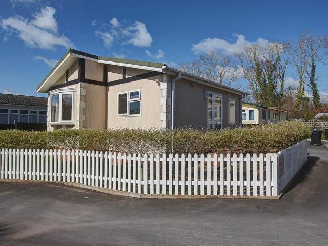 Park Home for rent in Tarrant Keyneston, East Dorset