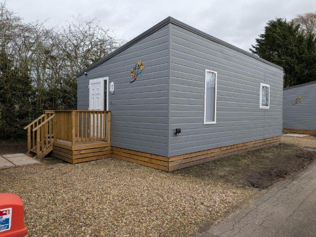 Park Home for rent in Barmby Moor