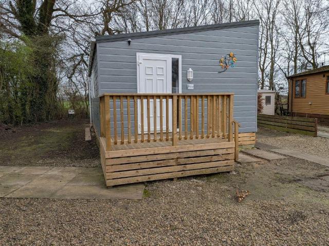 Park Home for rent in Barmby Moor
