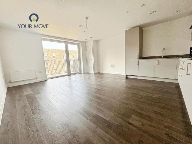 House for rent in Worcester Park Estate, Monks Orchard