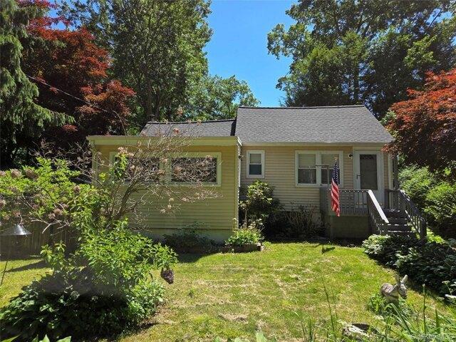 House for sale in Patterson, New York