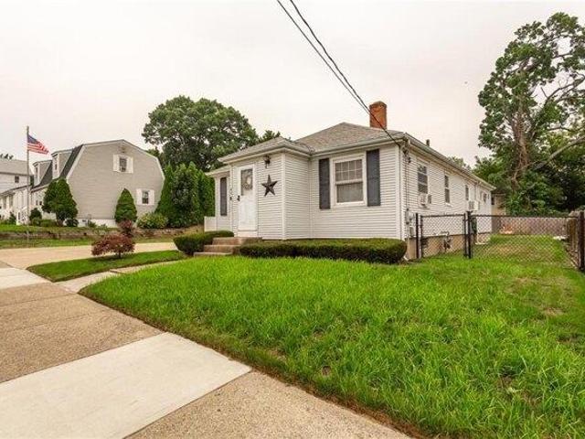 House for sale in Pawtucket, Rhode Island