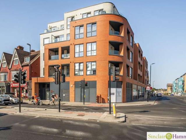 Apartment for sale in Widmore, Greater London