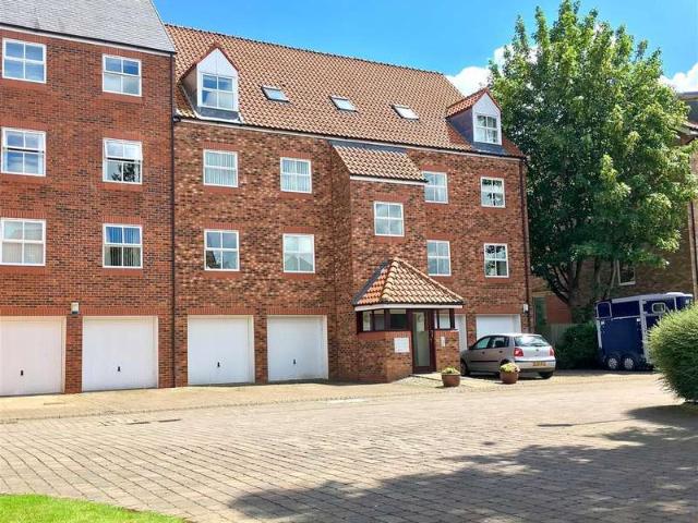 Apartment for sale in Norby, Thirsk