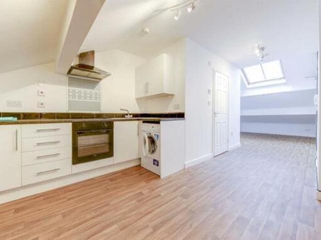 House for rent in Lyons, Greater London