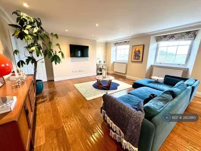 House for rent in Green Close, Warwickshire