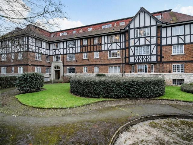 Flat for sale in Hill, Isle Of Man