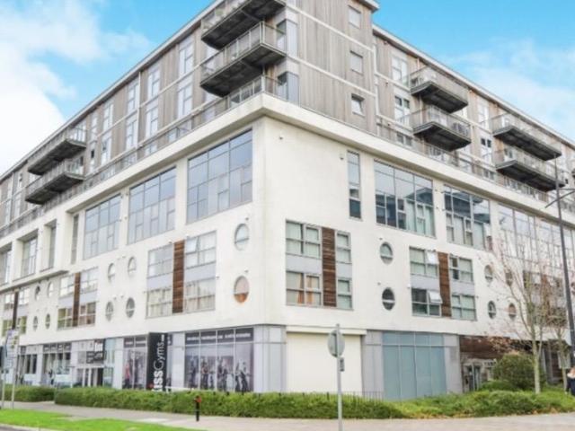 Flat for sale in Rodbourne, Swindon