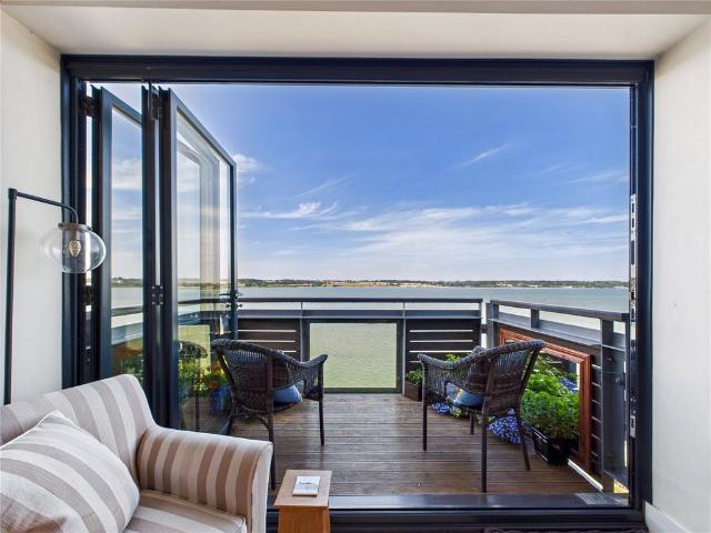 Flat for sale in Mistley, Dale Hill