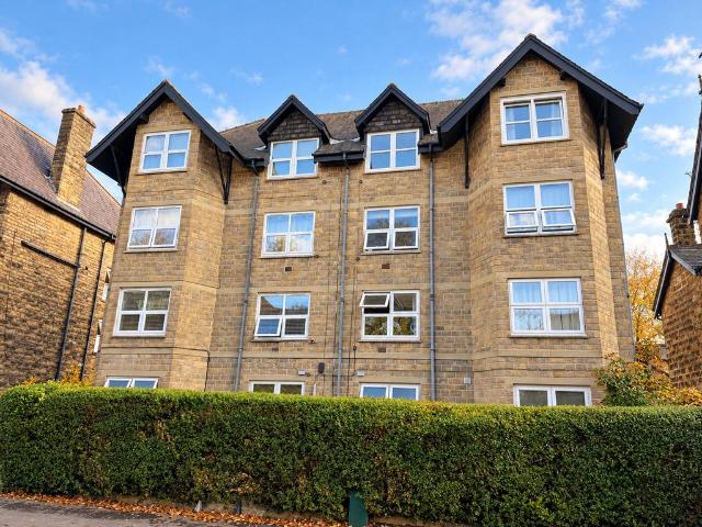 Flat for sale in High Harrogate, Harrogate